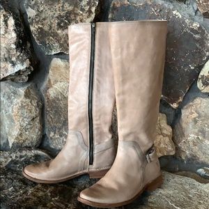 Frye beige leather zip up boot